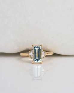 Artemer Aquamarine Ring