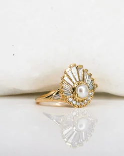 Artemer Pearl & Diamond Shell Ring