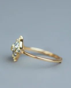 Artemer Teal Sapphire Cluster Ring