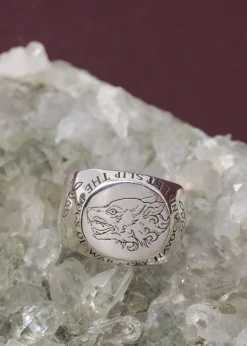 Digby & Iona Dogs Of War Signet