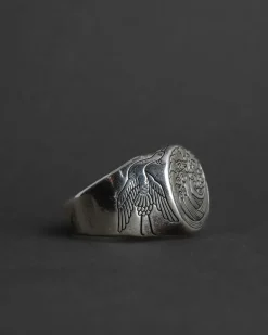 Digby & Iona Great Wave Signet
