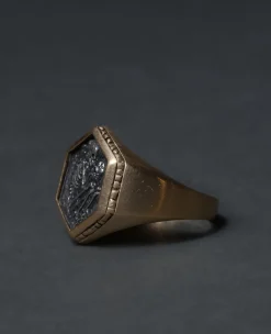 Dmd Metal Gold Shallow Grave Signet
