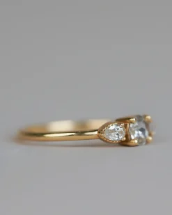 Eden Philippa Paloma Ring