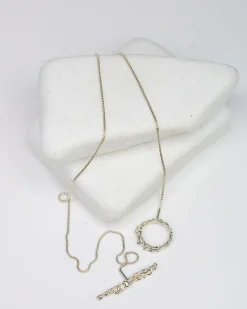 Faris Roca Toggle Lariat Necklace