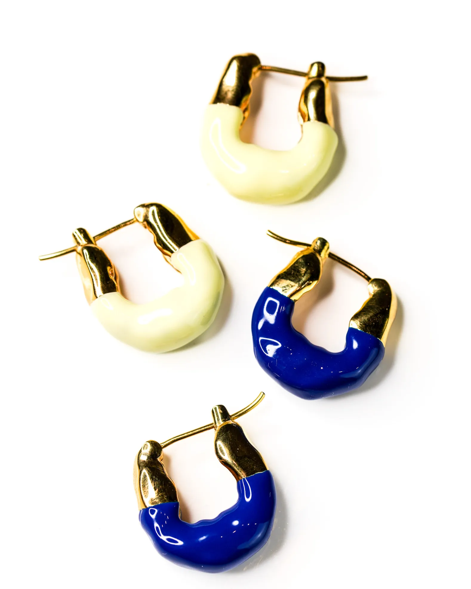 Joanna Laura Constantine Medium Wave Hoops Cream