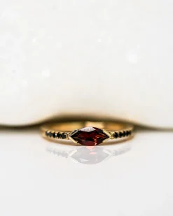 Lindsay Lewis Garnet Mini Minna Ring