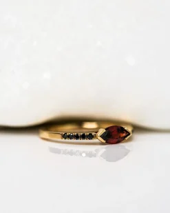 Lindsay Lewis Garnet Mini Minna Ring