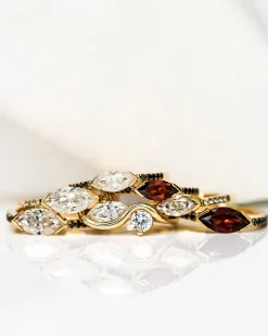 Lindsay Lewis Garnet Minna Ring