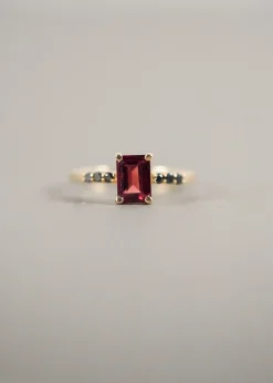 Lindsay Lewis Vela Ring