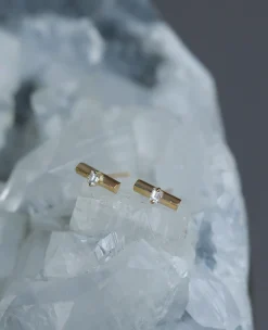 Lizzie Mandler Diamond Bar Stud