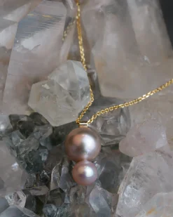 White/Space Pila Necklace